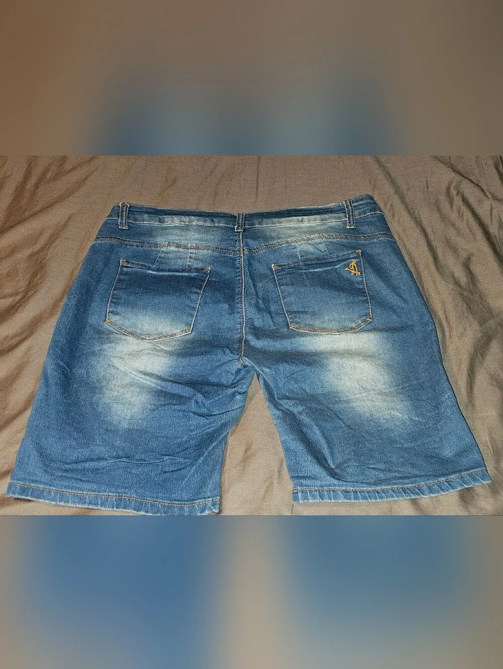 VIP Women's Relaxed Fit Blue Denim Shorts Juniors 17